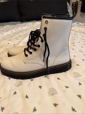 Dr. Martens White Leather Boots with Black Trim and Yellow Heel Loop. Size 9